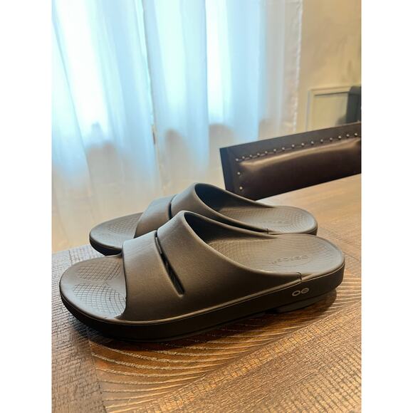 Oofos black sandals unisex men 10 or women 12 main image 7